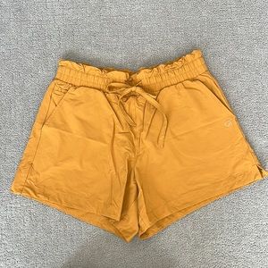 GapFit shorts